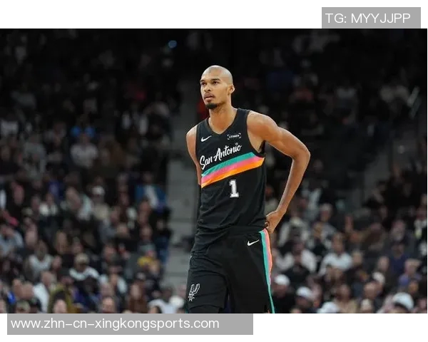 文班在圣诞大战中展现高僧形态285分钟狂砍282分三项命中率惊人